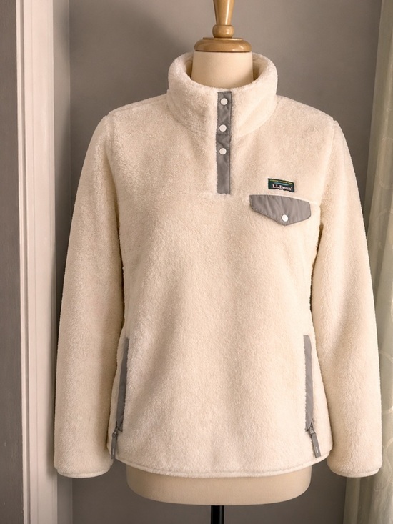 L.L. Bean Jackets & Blazers - L.L. Bean Cream Sherpa Snap-Placket Pullover with Gray Trim